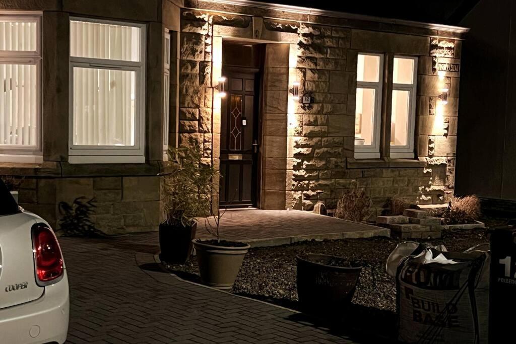Luxury 2 Bedroom Cottage West Calder Екстериор снимка