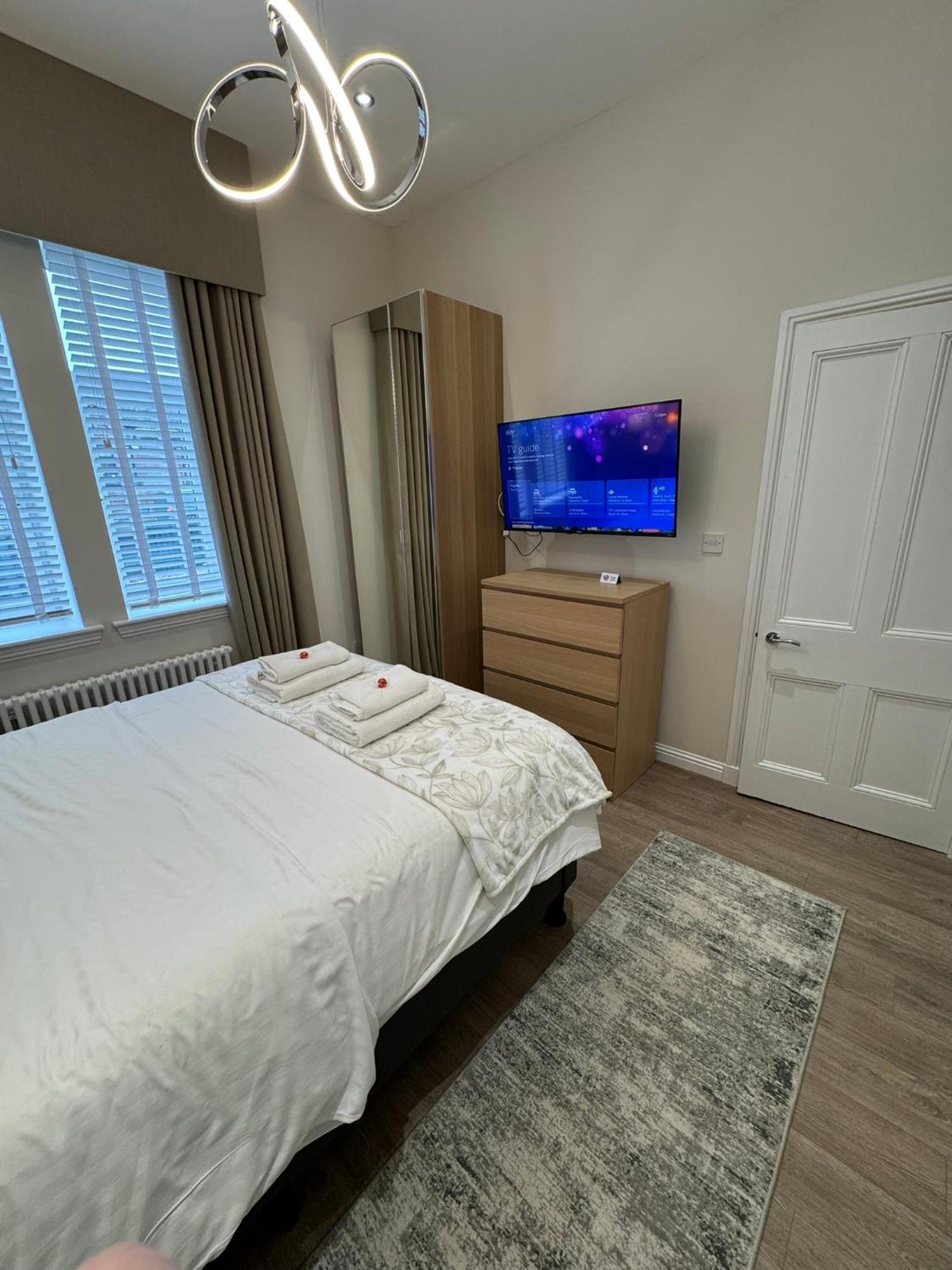 Luxury 2 Bedroom Cottage West Calder Екстериор снимка