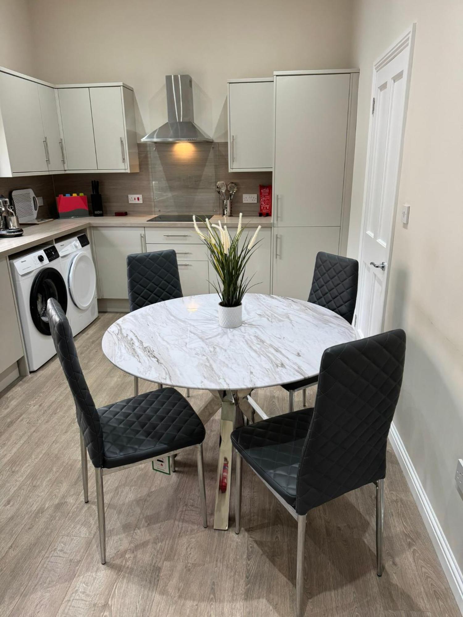 Luxury 2 Bedroom Cottage West Calder Екстериор снимка