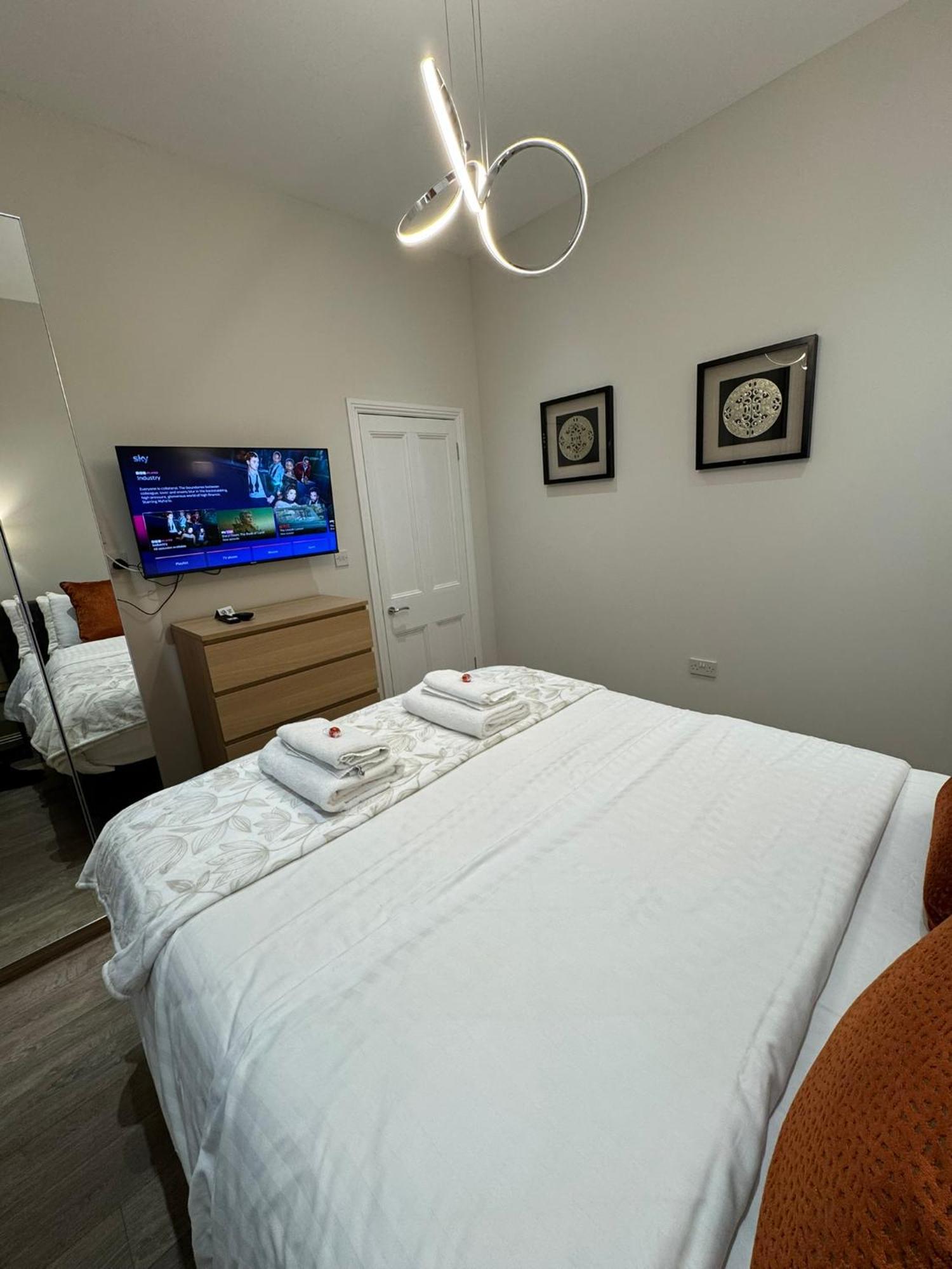 Luxury 2 Bedroom Cottage West Calder Екстериор снимка